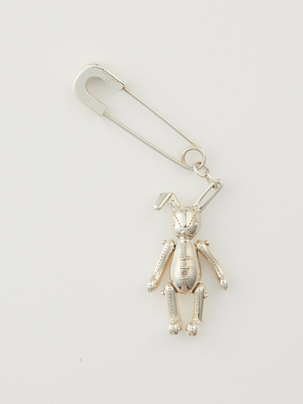 BUNNY CHARM EARRING
