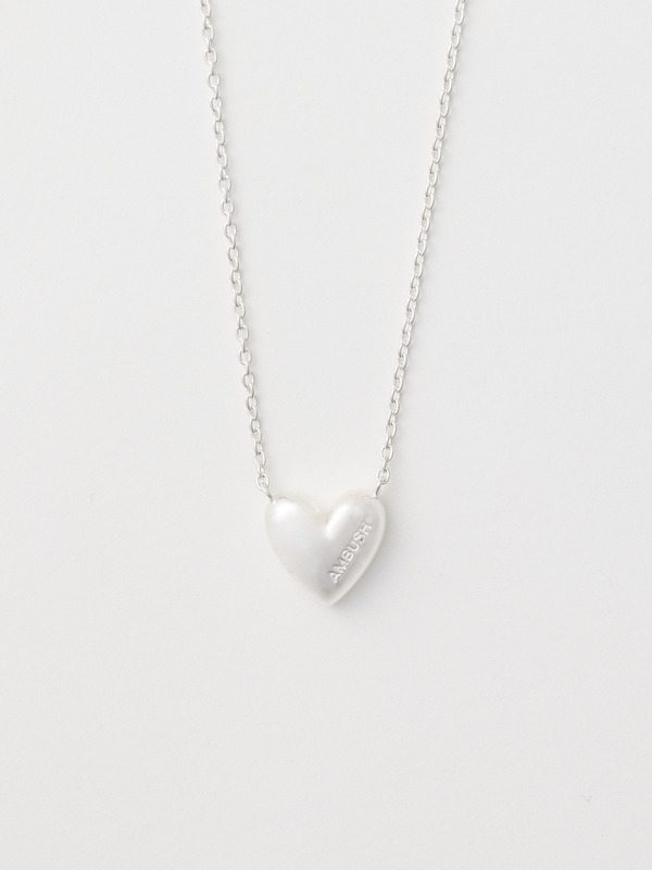 HEART CHARM NECKLACE