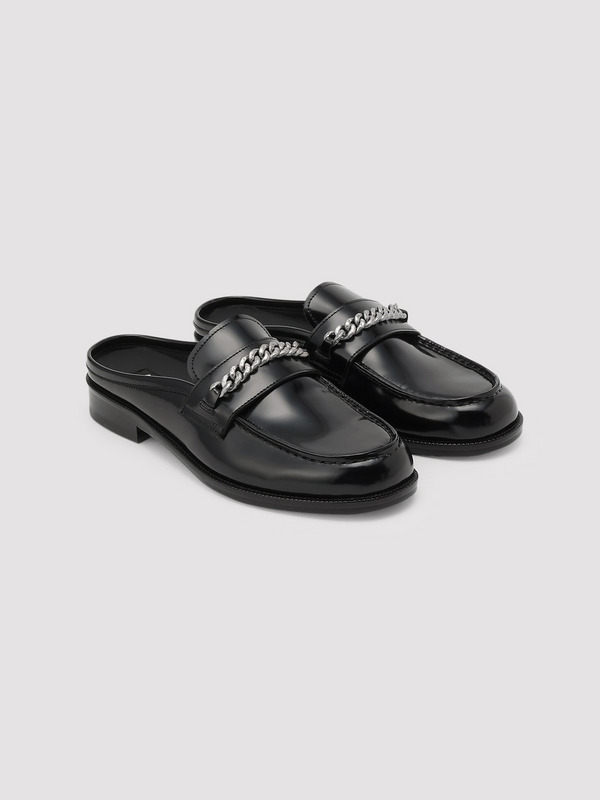 LEATHER SLIP-ON LOAFERS