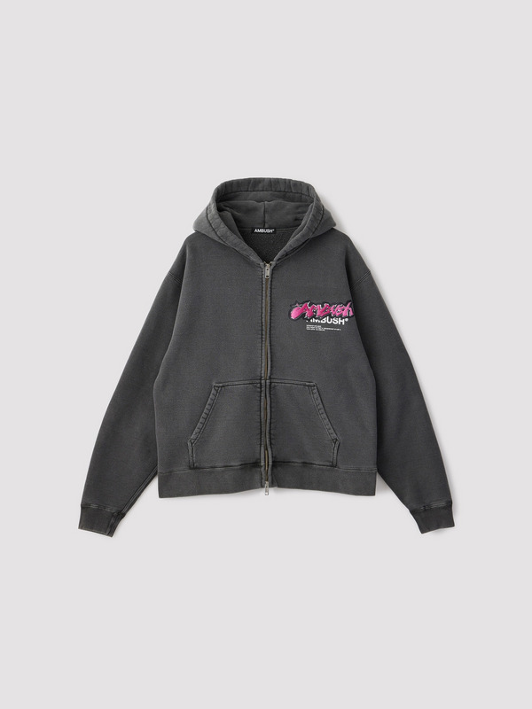 GARMENT DYE STICKER LOGO ZIP HOODIE