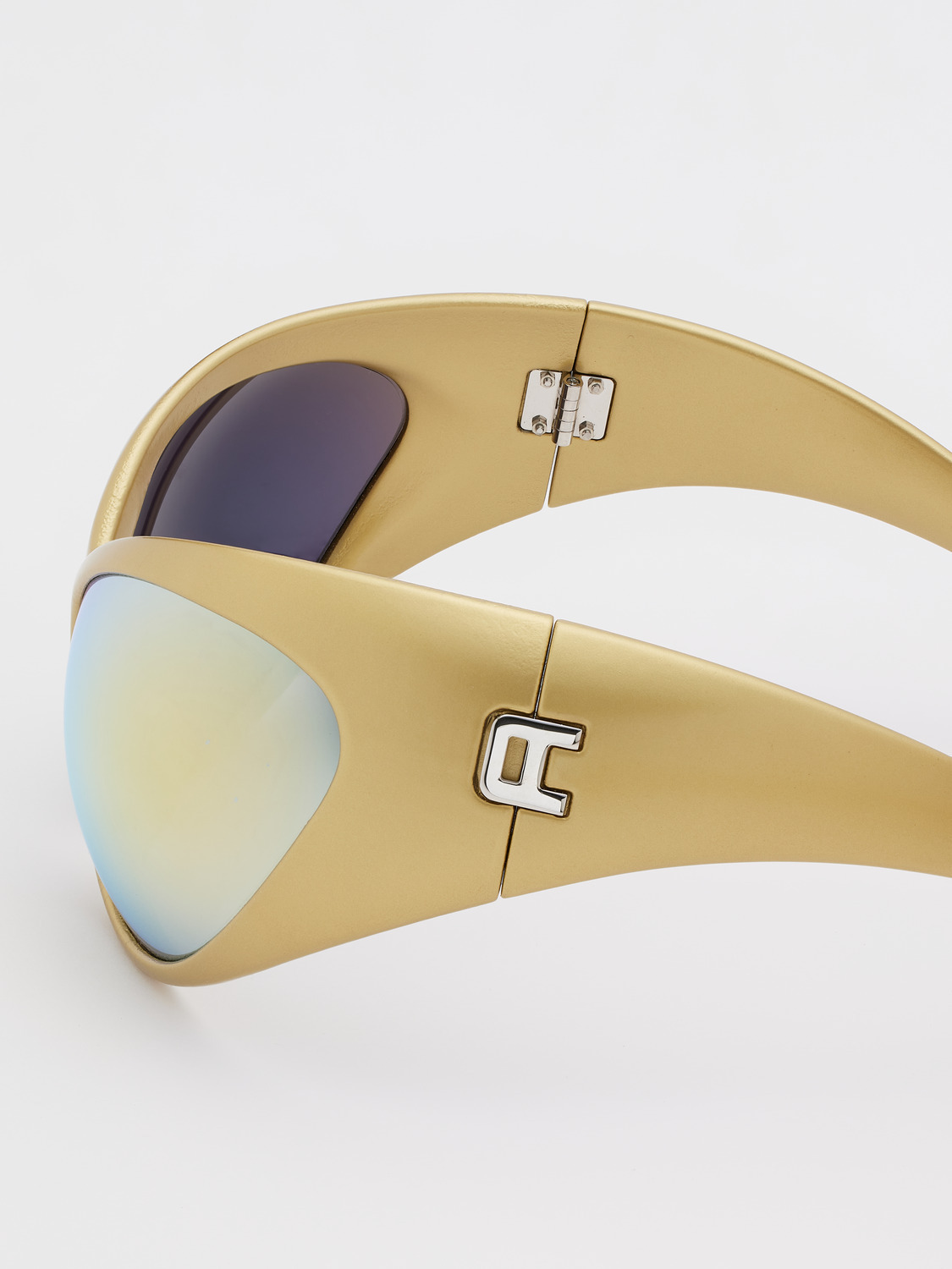 ALIEN 詳細画像 Gold 3