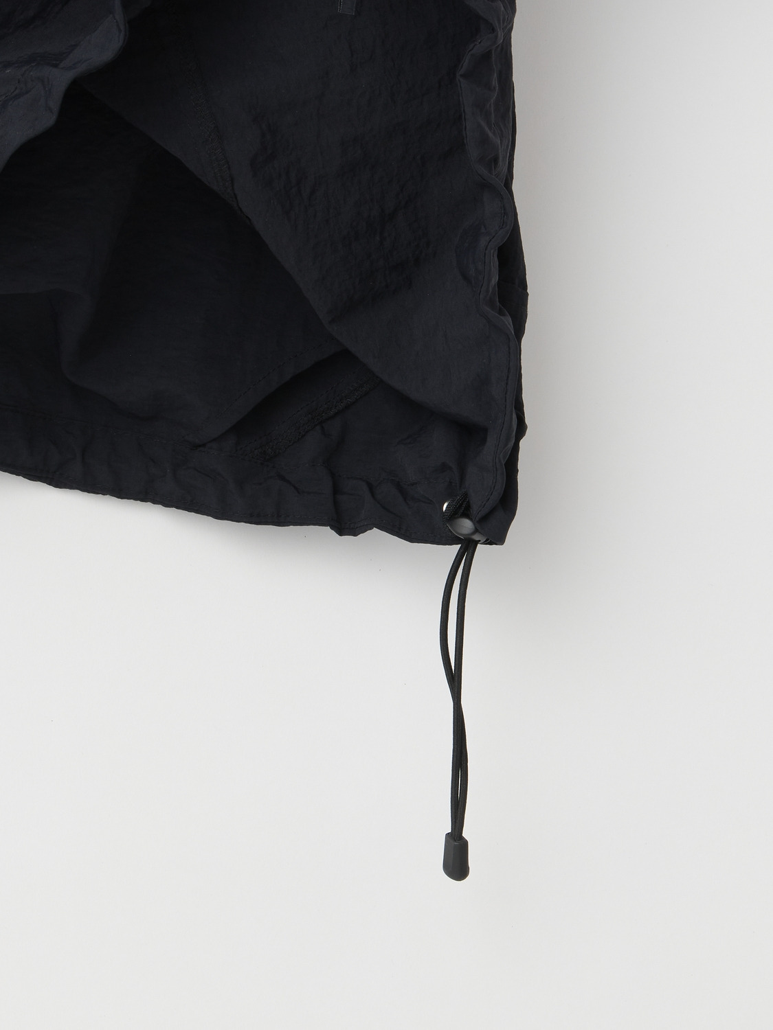 FRINGED NYLON ANORAK 詳細画像 Black 5